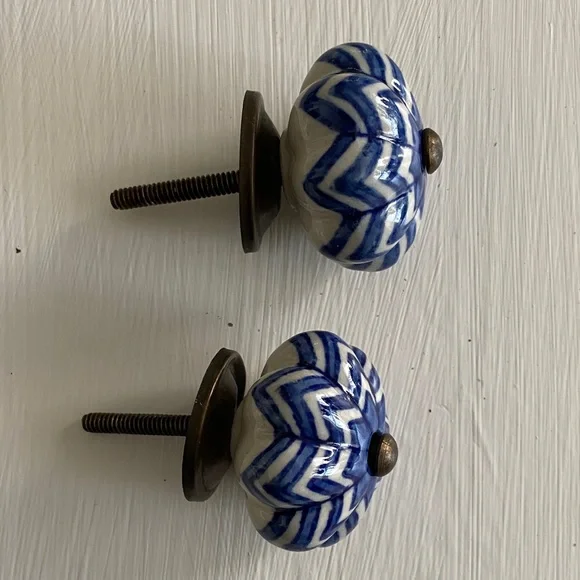 Blue White Flower Ceramic Drawer Cabinet Knob Pulls Brass Set Hand Painted Chic - Picture 7 of 10